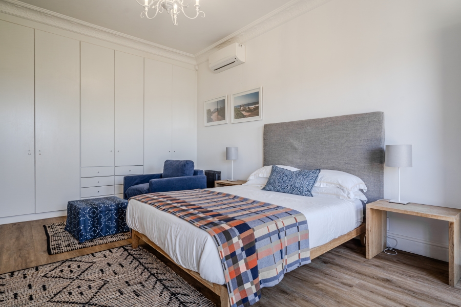 5 Bedroom Property for Sale in Simons Kloof Western Cape